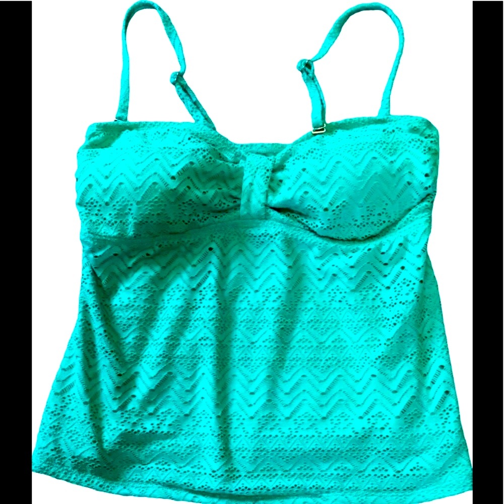 Catalina 2 Piece Swimsuit🌸 - Picture 2 of 4